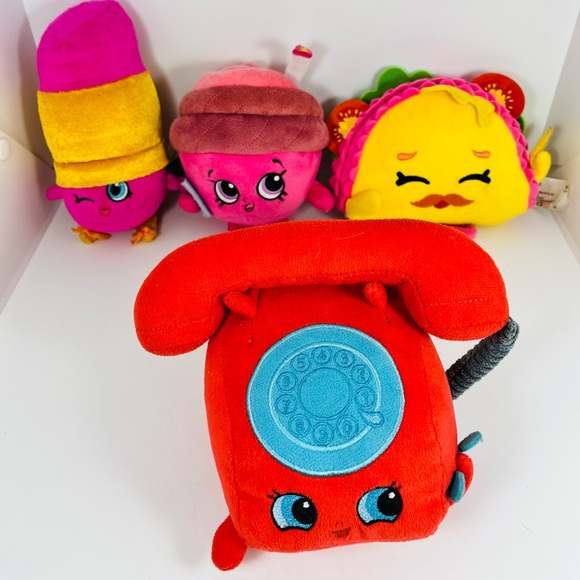Shopkins Plush Lot Of 4 Lippy Lips Mary Wishes Taco Terrie Chatter 5” Toy Bundle - Picture 1 of 7